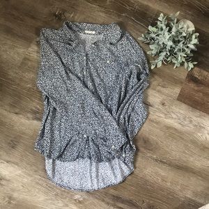 Maurice’s Navy/white flower Button Up